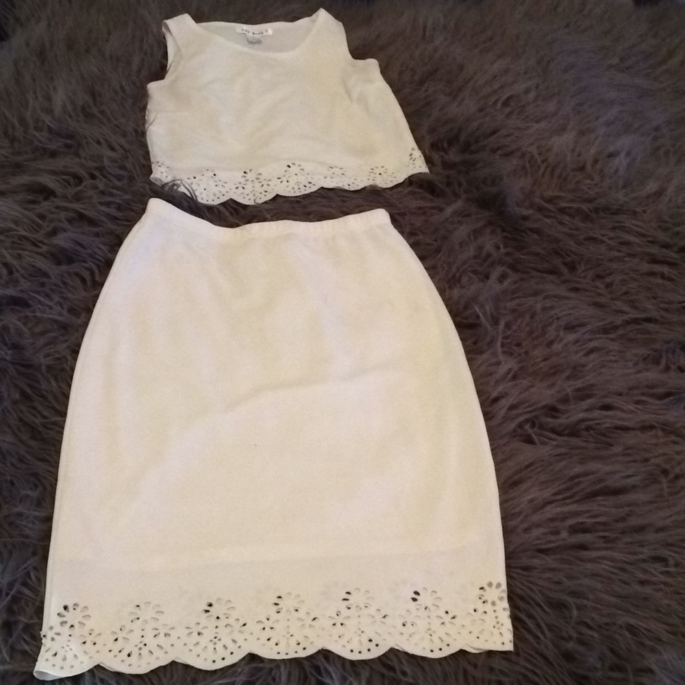 Off white pencil skirt with crop top!